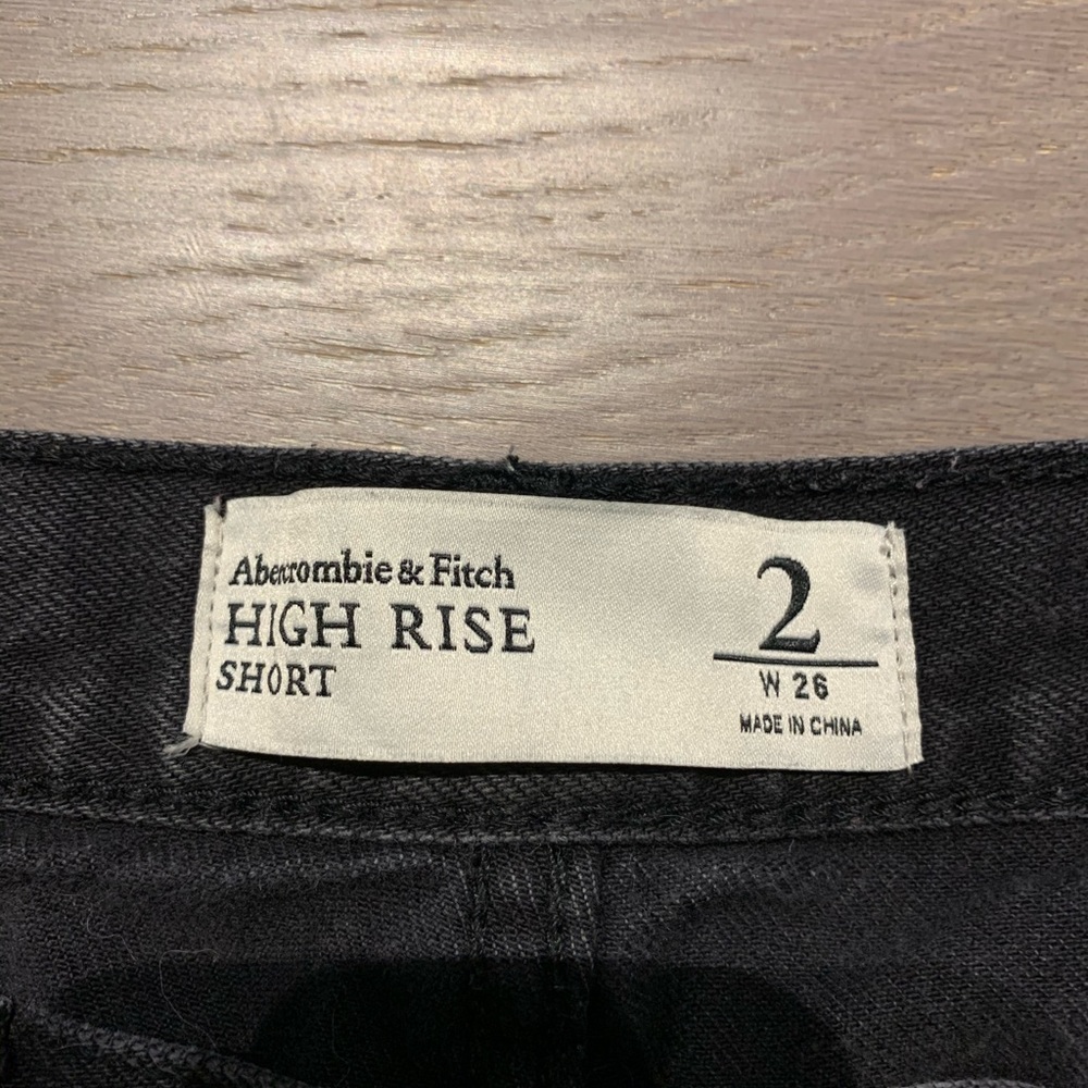 Abercrombie shorts - Picture 3 of 3